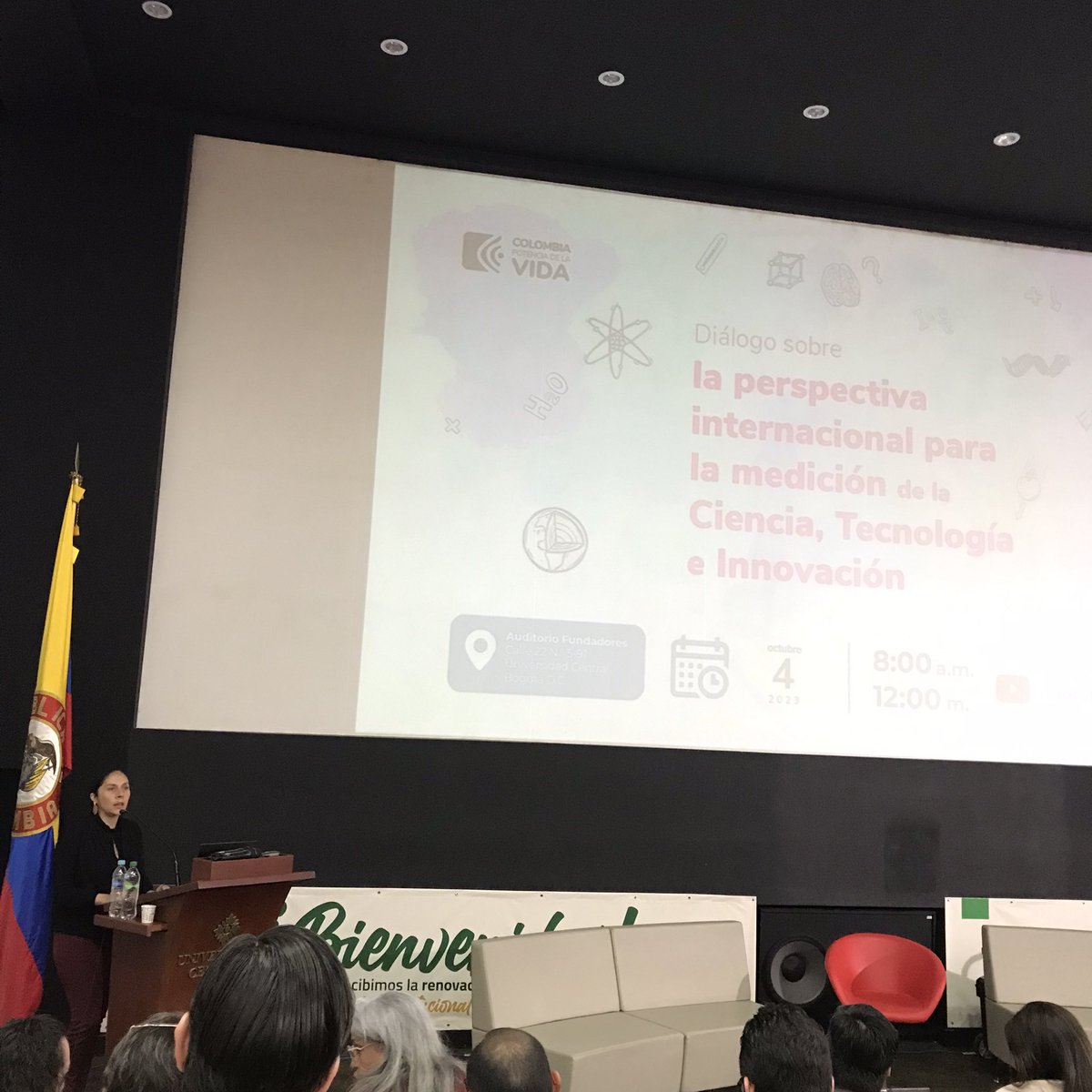 RevMedVet's tweet photo. Participación en el Diálogo sobre la perspectiva internacional para la medición de la #ciencia, #tecnología e #innovación, organizado por @MincienciasCo en la @UniversidadCent, Bogota, Colombia… https://t.co/qHtVmdfhZj