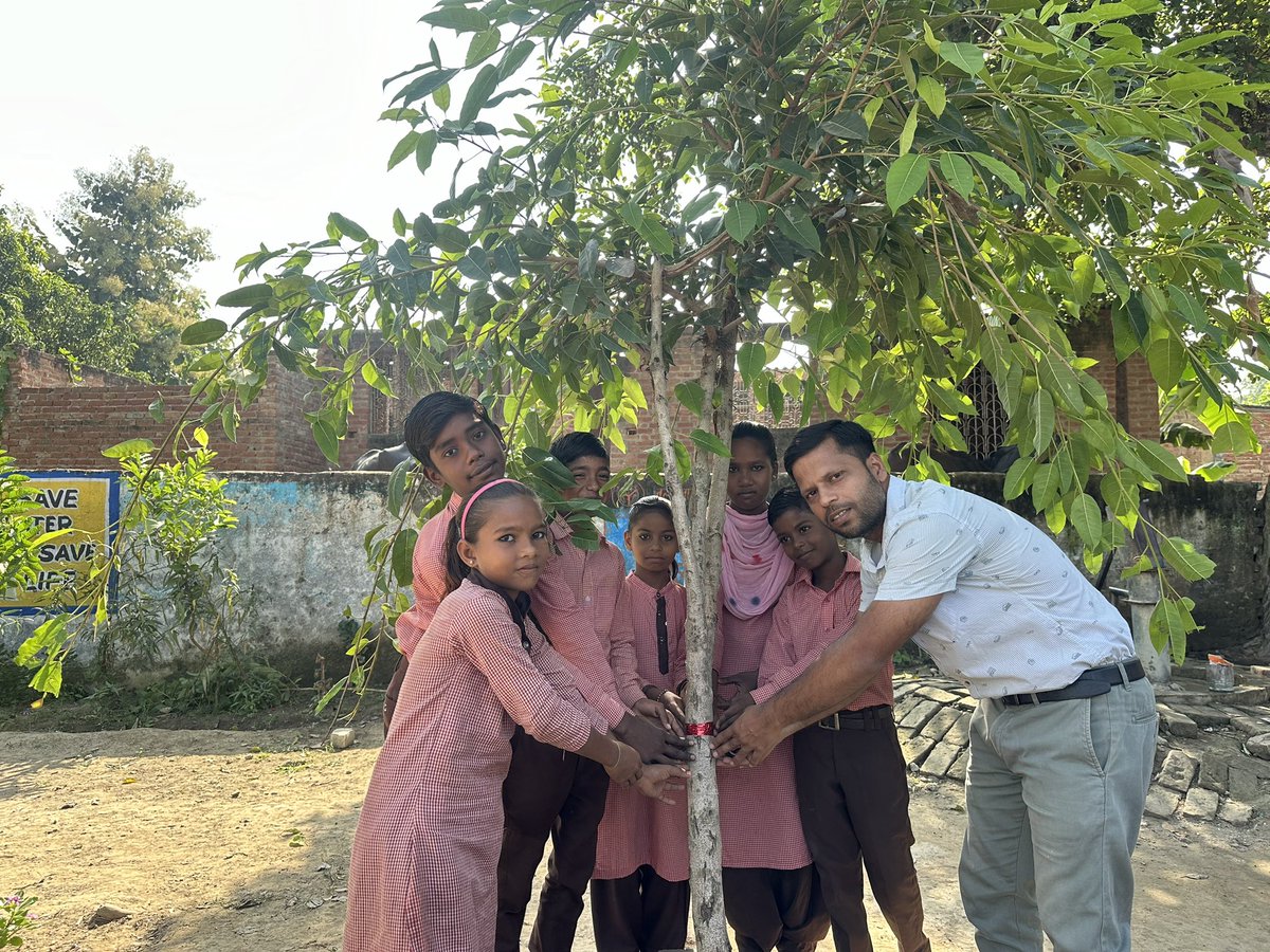 DPSinghNov10's tweet photo. #प्रकृति_मित्र🌳
Name- 
Designation-
Address-
@shikshansamvad
@RedTapeMovement
@teachersclubup
@UNEP
@Nature
@eriksolheim
@myogiadityanath
@narendramodi
 #nature_friend
साभार- टीम प्रकृति मित्र मिशन शिक्षण संवाद https://t.co/919a91UBHx