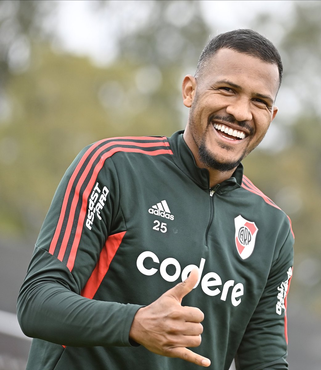 RiverPlate's tweet photo. 🤩 ¿Cómo estás, Rey Salomón? 

@salorondon23 🤙🏼 https://t.co/L65dnlA155