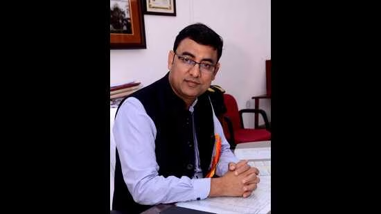 htlucknow's tweet image. #Postmaster general reviews progress of #services in #Prayagraj region

hindustantimes.com/cities/others/…