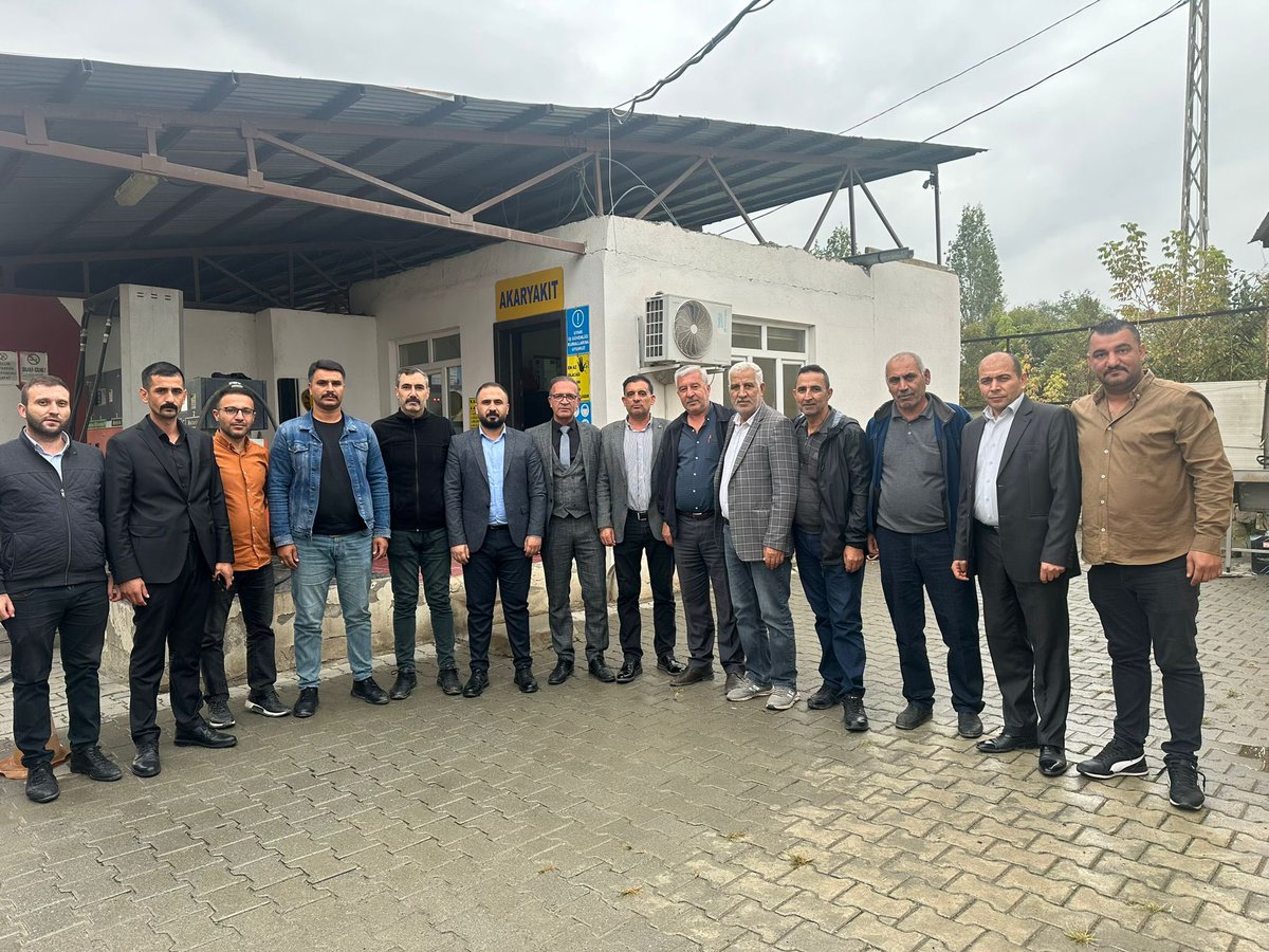 Özel İdare Genel Sekreter Yardımcılığı görevine atanan Ender Önal'a hayırlı olsun ziyaretinde bulunduk.
Ayrıca İmar ve Kentsel İyileştirme Müdürü Tekin Yaşar ve Özel İdare çalışanlarını ziyaret ettik.