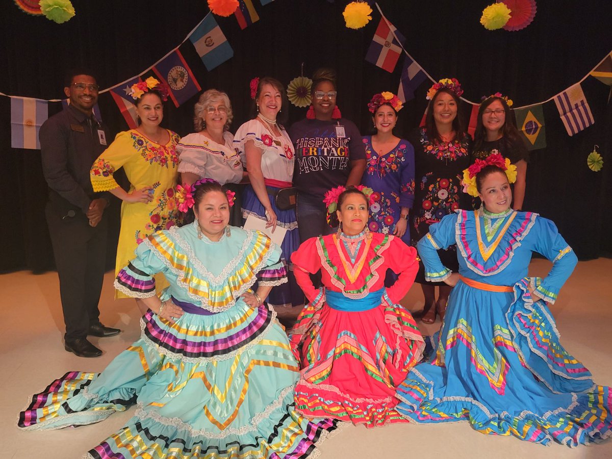 Lizbeth_Moore_'s tweet photo. Peete Elementary celebrates Hispanic Heritage Month! What a fun event! https://t.co/35DlwUb3Cy