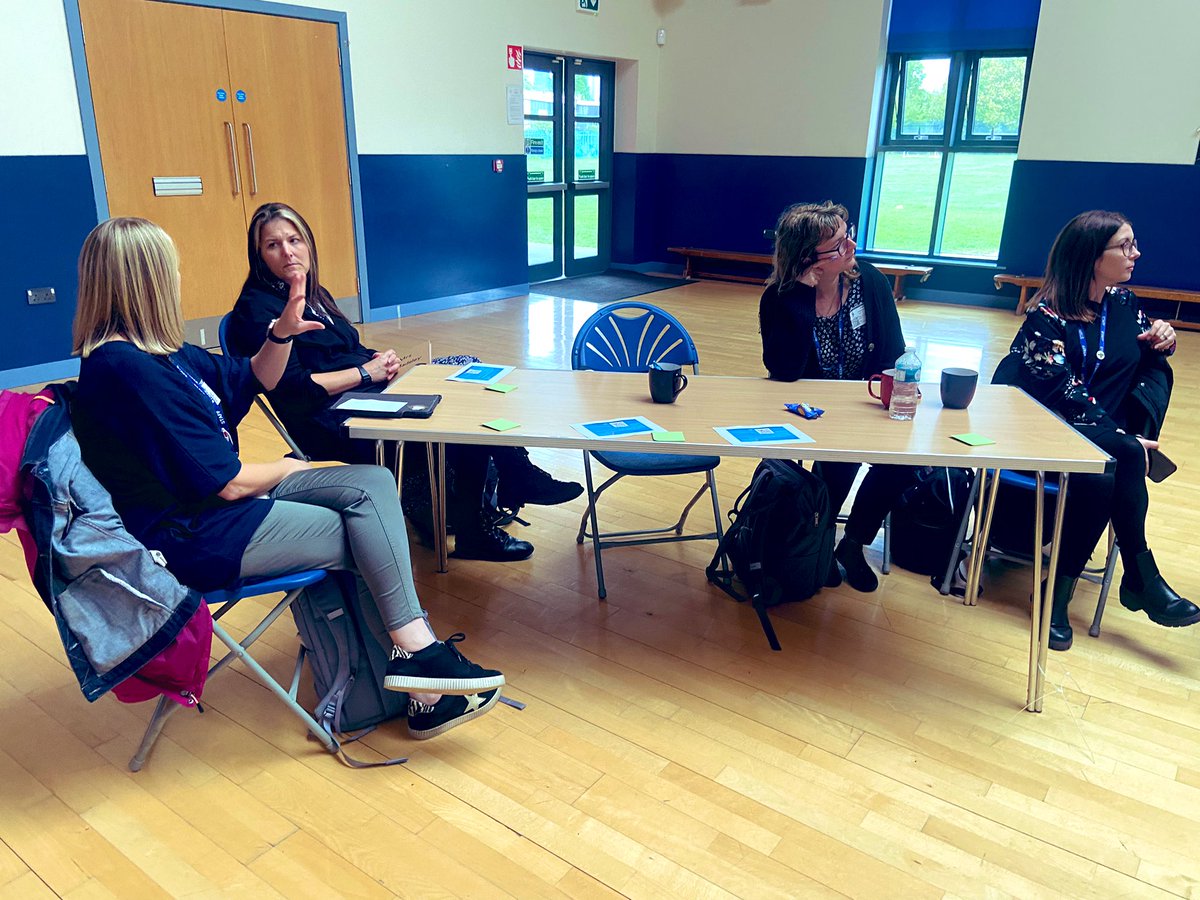 JoPetersEYFS's tweet photo. Thank you to Vicky at Kings Road Primary School for hosting our 1st Reception network session. We explored the hub, the EEF store, and we shared floor books capturing the voice of the child. @BF_EYHub #earlyyears #eyfs 
#communicationlanguage #psed https://t.co/VUYb92UduR