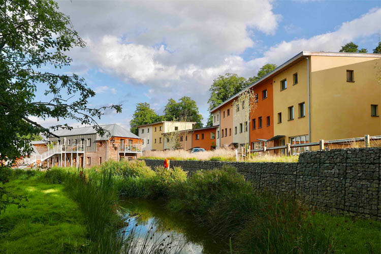 What is #cohousing?

We find out at a scheme in Essex.

#Colchester #Passivhaus #Timber