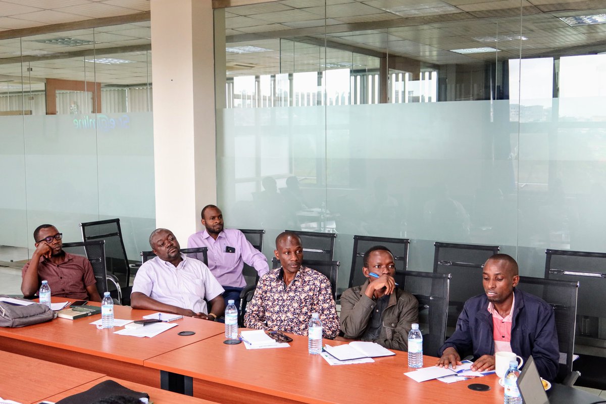 tech_streamline's tweet image. We recently hosted a successful sales workshop with 11 hospitals and 12  participants. The workshop focused on leveraging technology for healthcare excellence.

#StreamlineHealthTech #HealthcareExcellence #HospitalChallenges