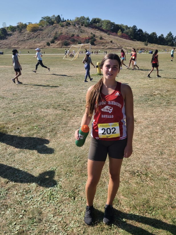 shellymarriage's tweet image. July 2022 my daughter played a soccer game by this hill in Centennial Park Etobicoke in Extreme Heat. Yesterday (October 2023) it felt just as Hot &amp;amp; she ran a 6K up the darn thing 🤷‍♀️🤷‍♀️🤷‍♀️#recordbreakingweather #birchmountinvitational 👏🔥☀️🔥