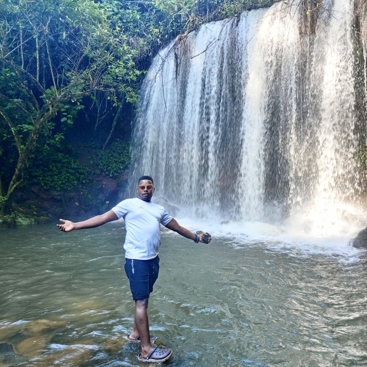 katongoledavi14's tweet photo. Live love camp, @adventureinthewoods https://t.co/CIWp9bHMI6
