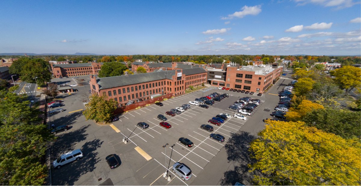 NEWS: $2.6M Tax-Exempt Bond from MassDev & @BankAtPeoples Helps Renovate Building at #SpringfieldMA Technology Park, Making Way for New @DDSmass Location ➡️ bit.ly/3Q4Ag62