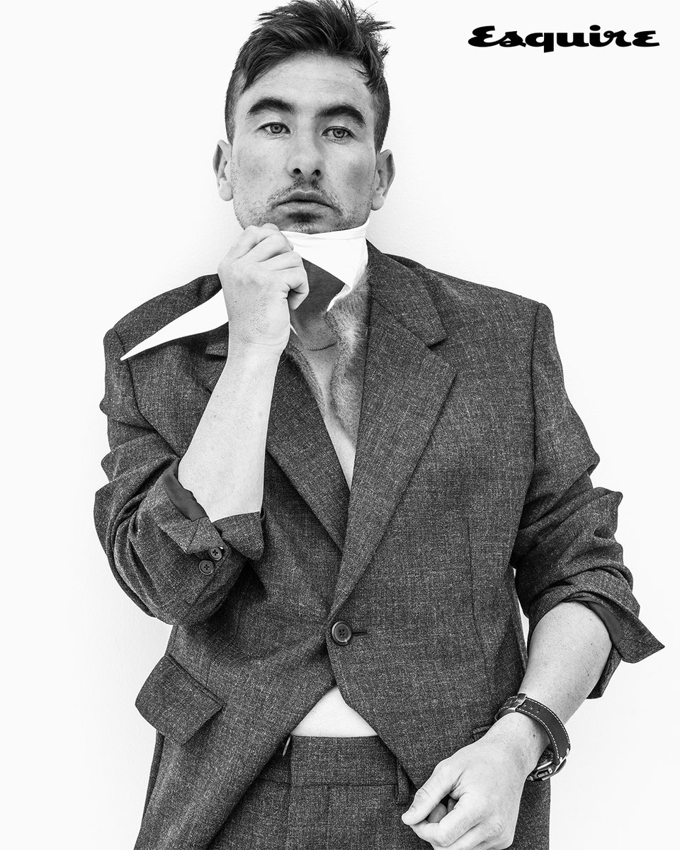 Saltburnfilm's tweet photo. Barry Keoghan "gives a performance that will go down in movie history". Uncover more of Saltburn in @Esquire's 90th Anniversary Issue. https://t.co/J9UQ77rxWL