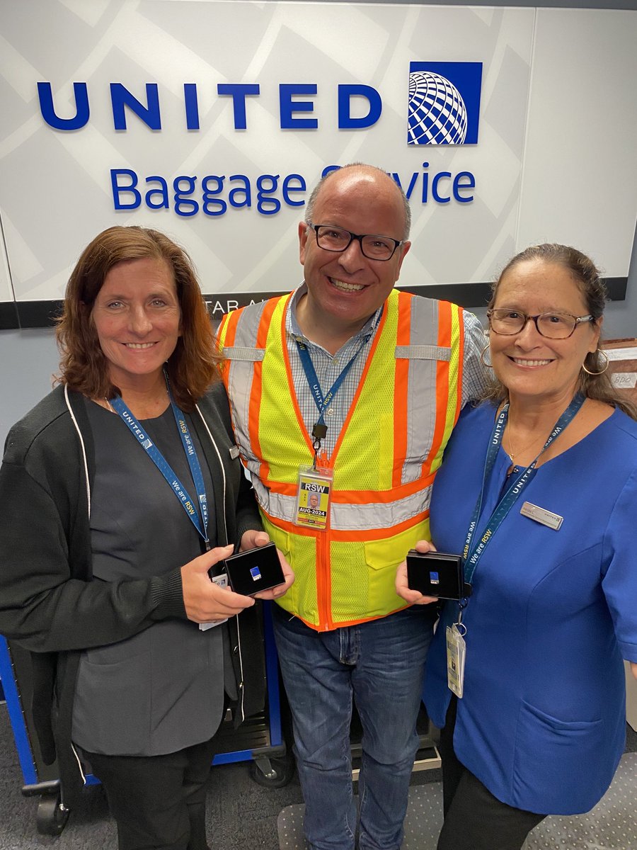 Two more outstanding Service Leaders @United at @RSWAirport are all smiles as we celebrated milestone anniversary, they total 70 years of Service Excellence! These two wrote the book on care4 caring! @DJKinzelman @jacquikey @LouFarinaccio @scarnes1978 @weareunited