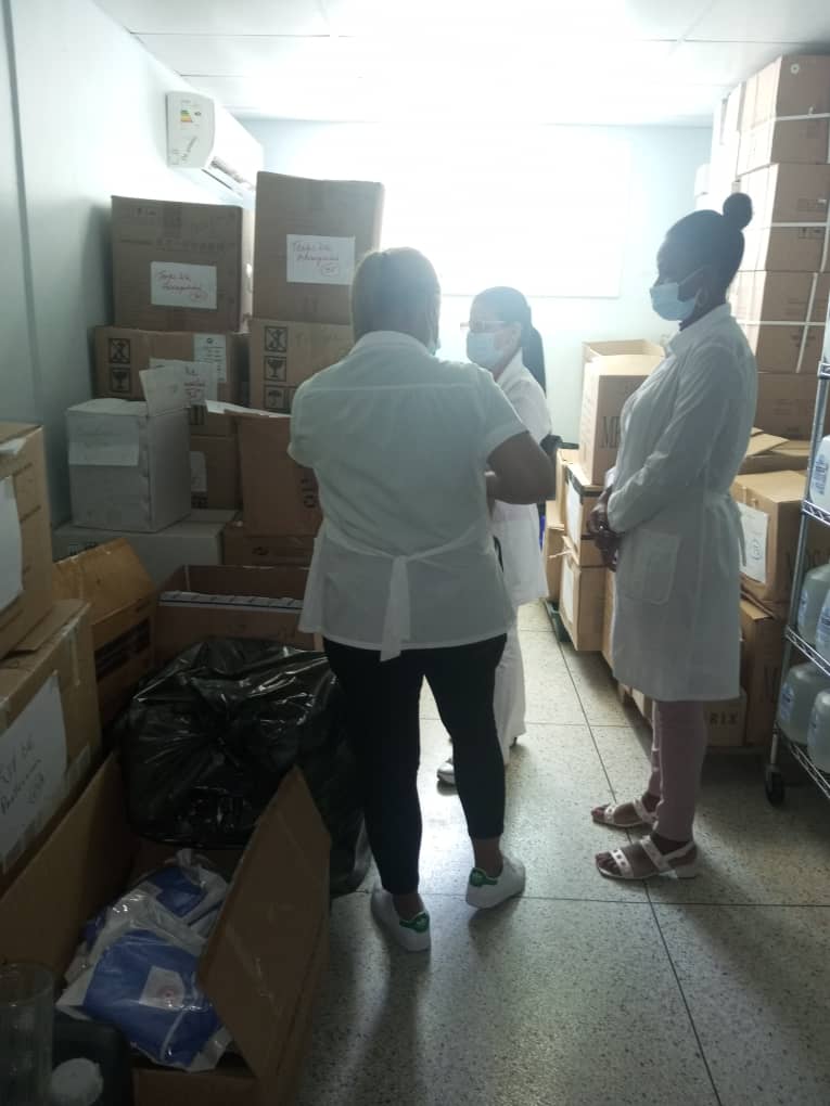 cubacooperaven's tweet photo. Visita Nacional de Programa de Ozono y seguimiento de los recursos e insumos de ozono.Destino final de los mismos en el CSI Montalbán del estado #DistritoCapital. #CubaPorLaVida https://t.co/lwsq7YSrL3