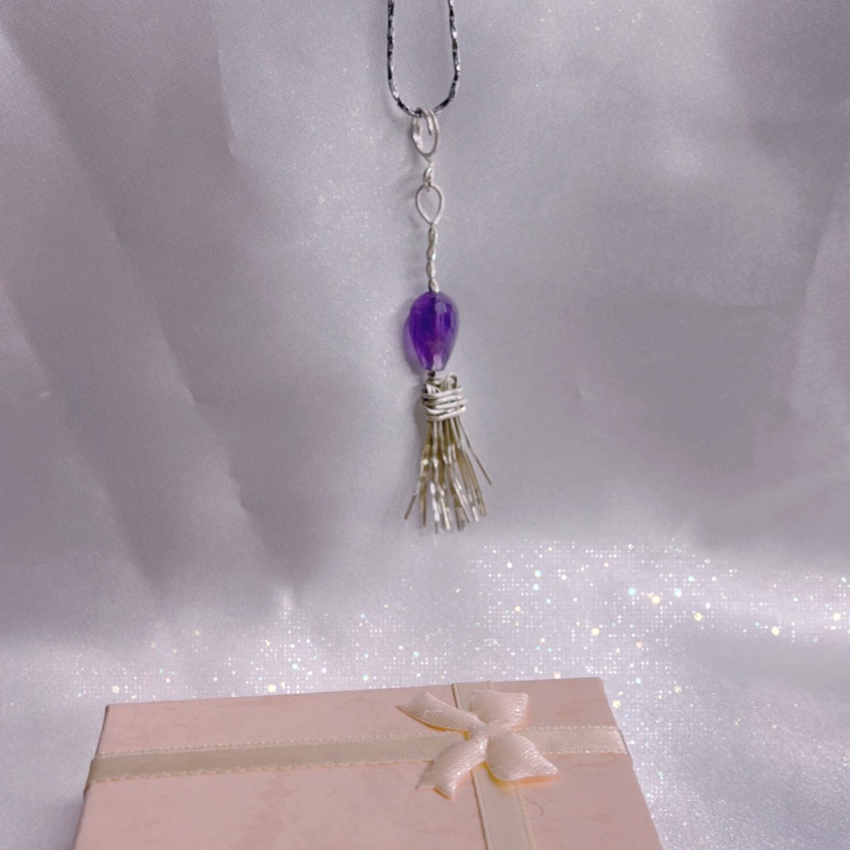 witch broom pendant!
Explore the mystical elegance. #Witchy Jewelry #AmethystMagic #SterlingSilverGlam 

passiongramjewelry.etsy.com