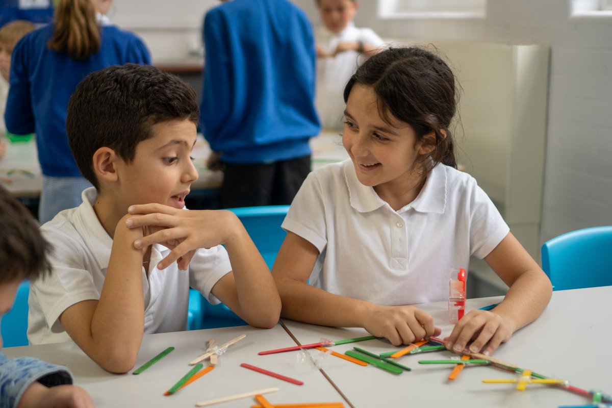 aveea_org's tweet image. Incredible talent at South Harringay Primary School! 🌉 Our second Aveea workshop ever, and these young engineers built bridges that held nearly a kilo! At #AveeaAcademy, we're constantly amazed by the potential of our students. 💪🚀 #BridgeBuilders #YoungEngineers @HaringeyEduc