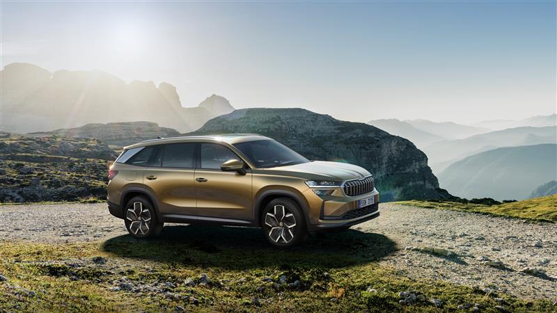 Introducing the next generation of Kodiaq ⚡️​

What are your first impressions? ​

#WorldPremiere #Skoda #Kodiaq #NewGeneration

youtube.com/watch?v=c3hPbG…