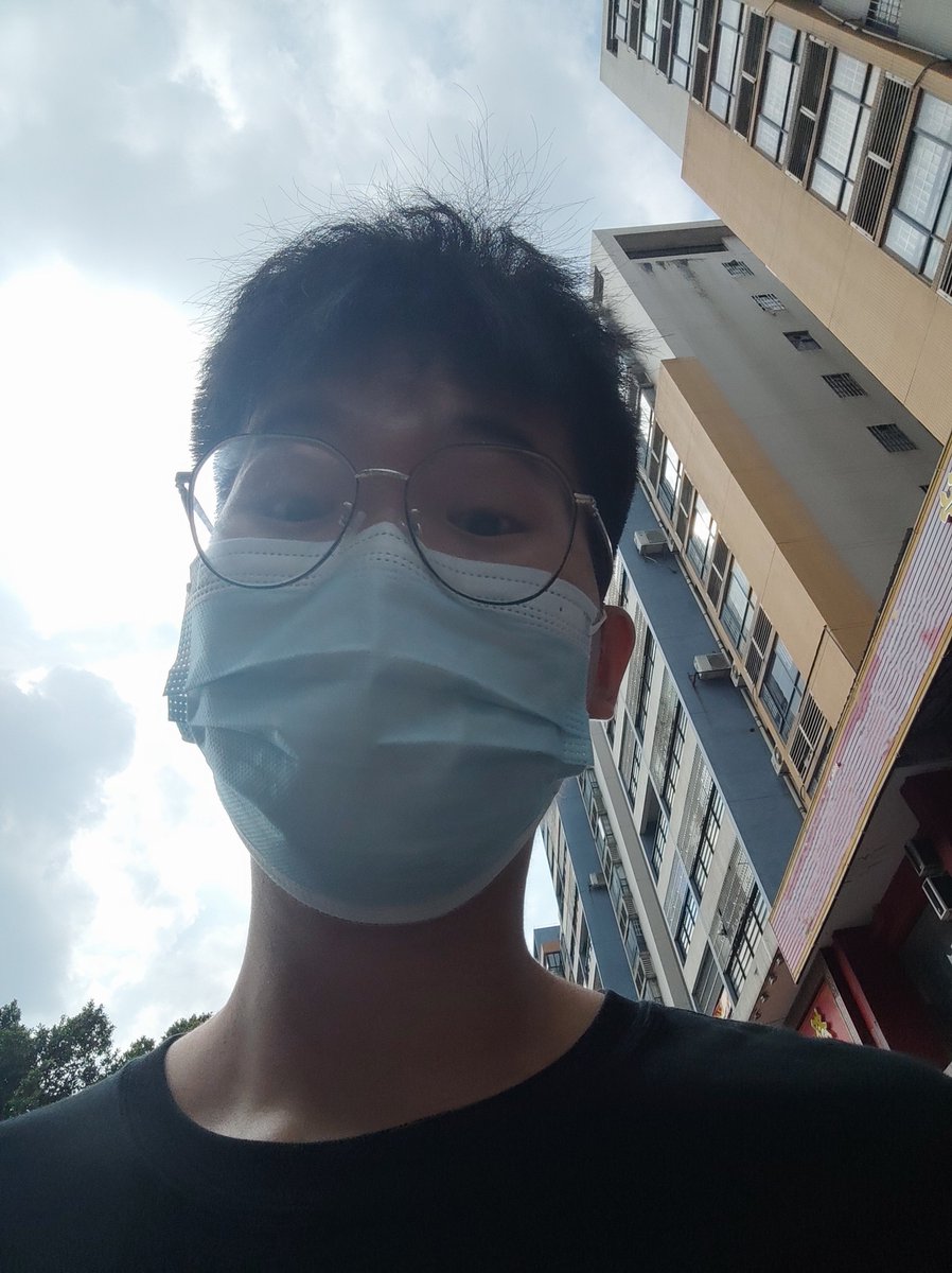 AhenWei's tweet photo. 国庆期间，原来是我还在上班呀！ https://t.co/7y1DkjZMhg