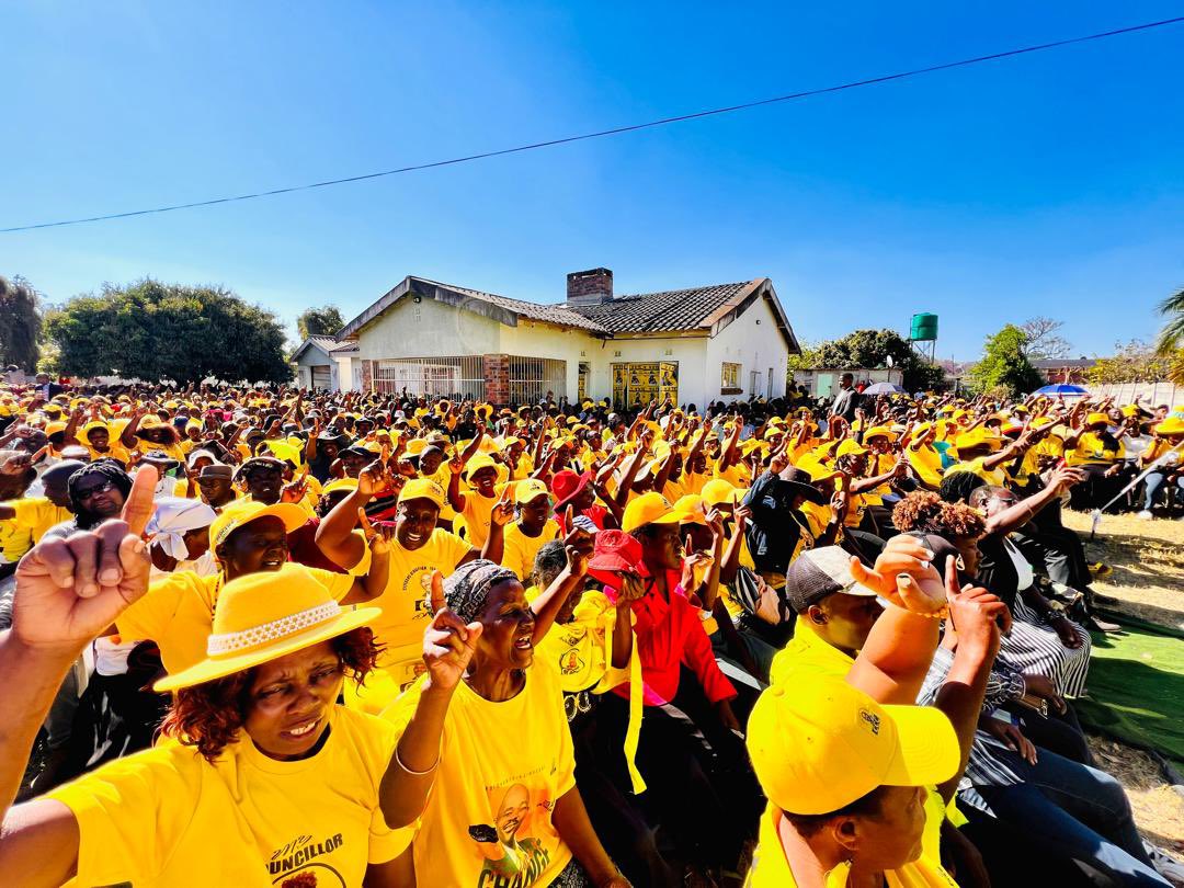 nelsonchamisa's tweet photo. I’M IN MIDLANDS at the Citizens Interface with cluster leaders from across the province. Thank you fellow Citizens for your solid support. The next steps are clear! A flawed election can not stand! #OnePeople https://t.co/Tp9AIerhJl