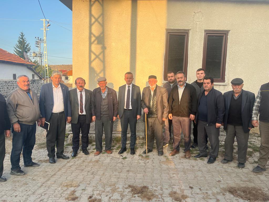 Kaymakamımız Sayın Erkan MİNUZ, İl Genel Meclis Üyelerimiz Ahmet KAŞKAYA ve İshak AKDEMİR ile birlikte;
📍Sakaeli
📍Kırsakal
📍Sancar
📍Doğanlar 
köylerine ziyarette bulundu.

Köy muhtarlarından sorunlar hakkında bilgi alan kaymakamımız,
vatandaşlarımızın taleplerini dinledi.