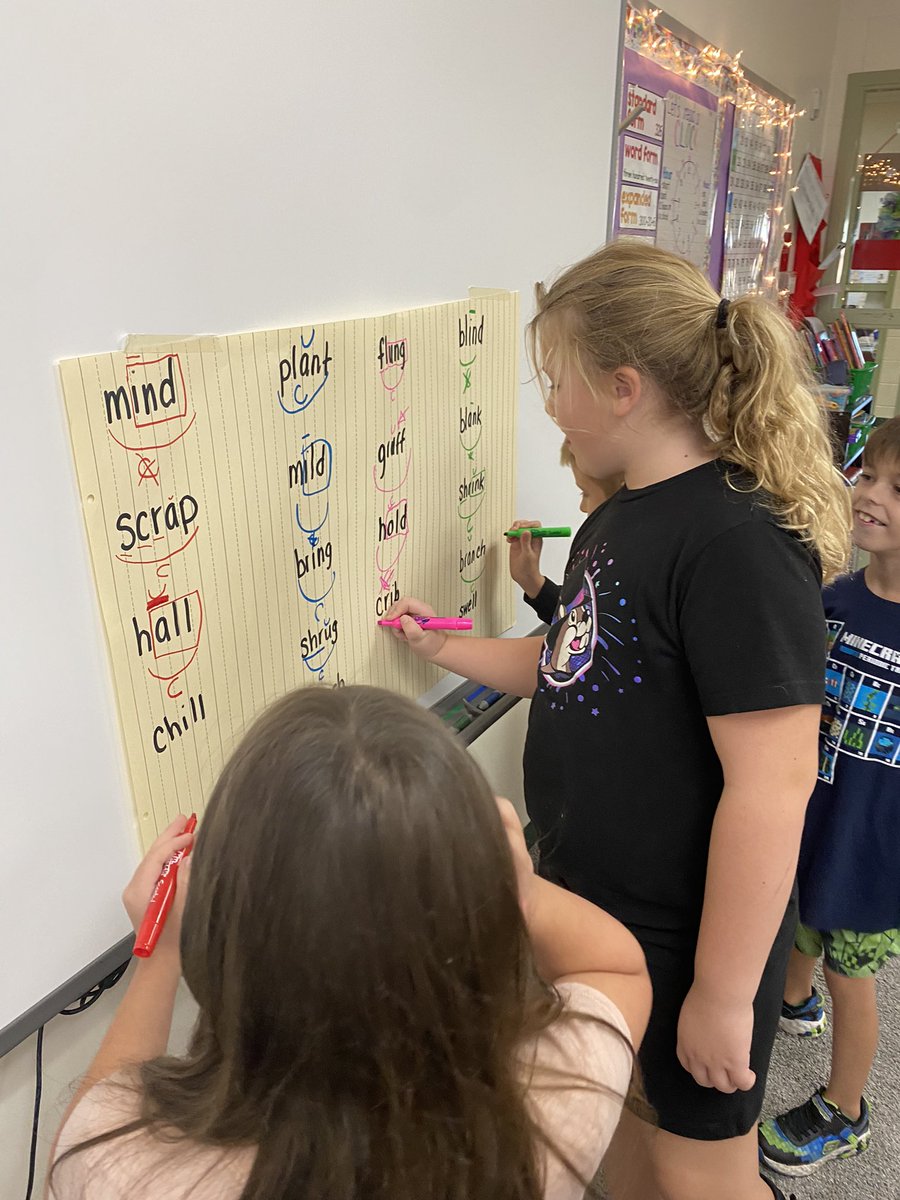 devore_mrs's tweet photo. Making it Fun in Fundations by having a relay race to practice marking closed and closed exception syllables. @JuakitaBowens https://t.co/6yJpbLAMRX