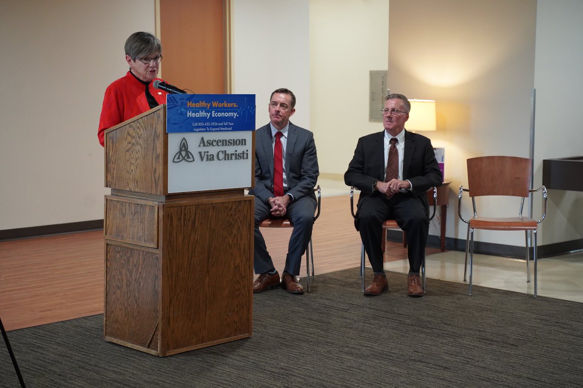 GovLauraKelly's tweet photo. In the last decade, 3 hospitals in Southeast Kansas have closed, devastating local businesses and forcing Kansans to drive hours to receive care. Today, in @PittsburgKS, I shared how if more Kansans had health insurance through Medicaid Expansion, we could boost our economy. https://t.co/nEJyln4NHS