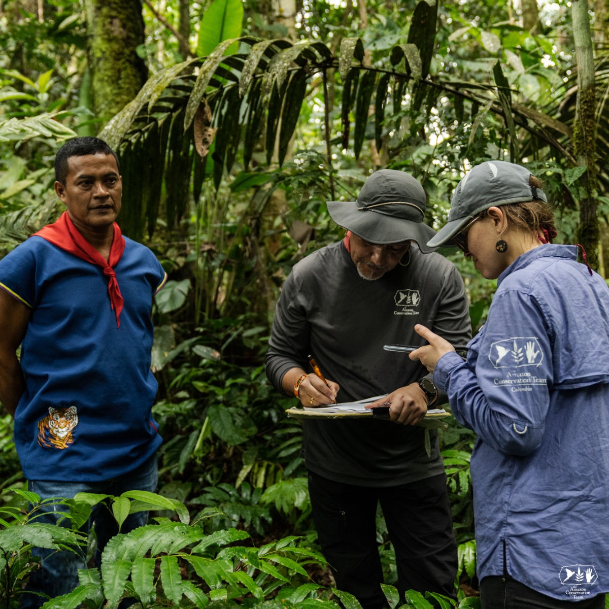 🗣️ The identity and language of some ethnic groups in the Colombian #Amazon is at risk of disappearing.

📍In Putumayo, Colombia, traditional leaders of the Cofán peoples of Cabildo Villanueva mapped 40 culturally important place names in their territory to help preserve their