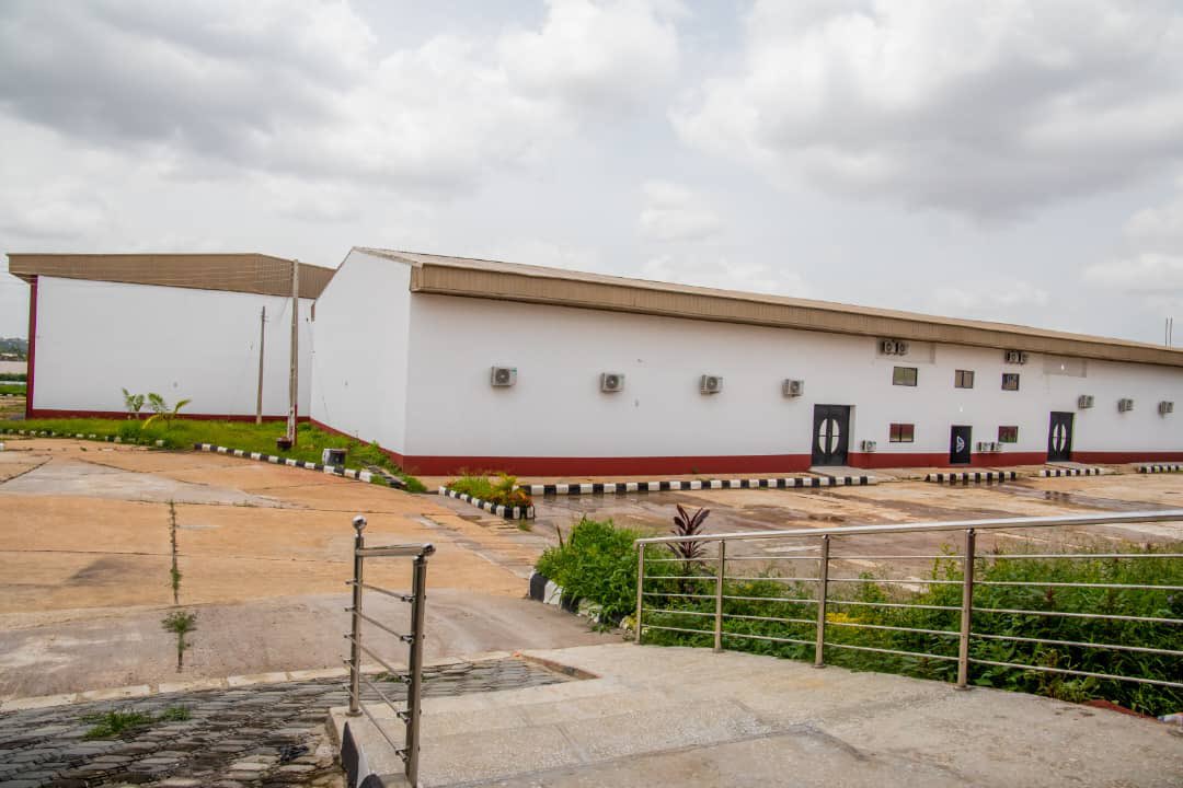 RealAARahman's tweet photo. Today, I inspected one of our administration’s iconic projects, the trendy sugar film factory, which is designed to make Kwara a major hub in the last-mile movie production and creative industry in West Africa.

The contents of Nollywood are increasingly dominating the world, but efforts must be geared towards improving production quality for them to compete with Hollywood and Bollywood. It is important for Nollywood to move from what some may call videos to cinematography.

Our huge investment in the creative industry is to expand the economic base of our state and deepen the creative industry. Everyone sees our state as a civil service state. We want to change that. We want to make Kwara State a destination for high-quality movie production.

So far, so good, I am impressed with the progress of work done by the contractor. More equipment are coming in. Very soon, we will start film production in the state, and people will be coming in from outside the state to do the last mile production of their movies in the state. That means a great boost to the economy.

We are open to partnerships, and we, of course, invite film producers and others in the creative industry to work with us.