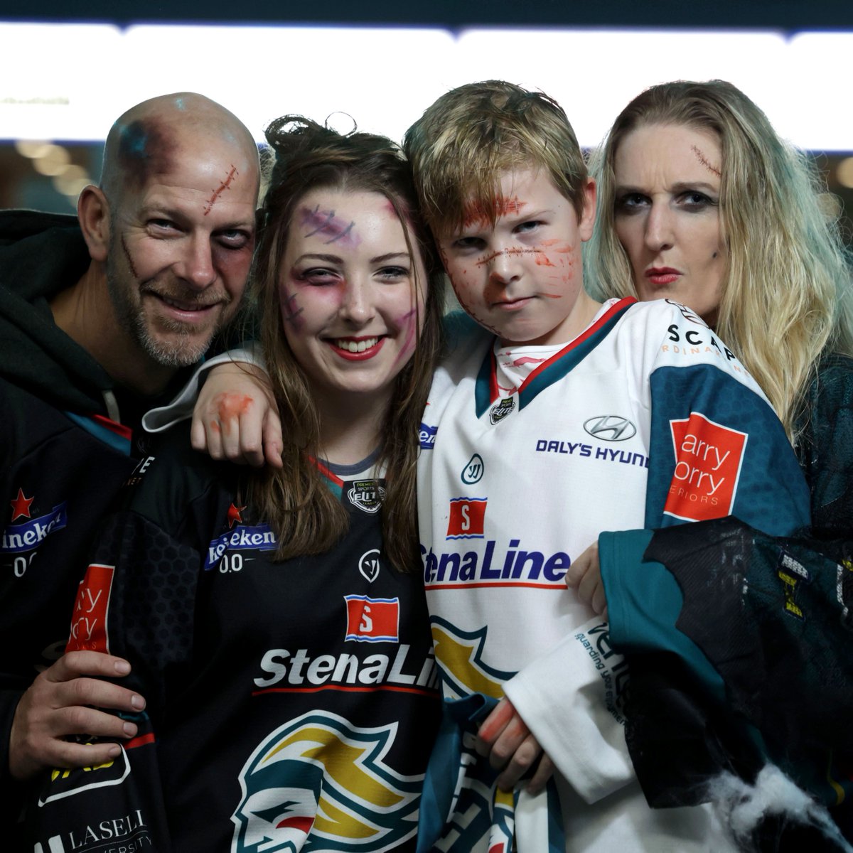 BelfastGiants's tweet photo. Teal Army, you pulled out all the stops with fancy dress at last season's Halloween clash! 🎃

What will you be dressing up as at this years spooky showdown vs @DundeeStars on Sun 29 October? Let us know in the comments. 👻

🎟️ Halloween game tickets HERE: https://t.co/g5XPXuxdWh https://t.co/3xmbgNv7Xp