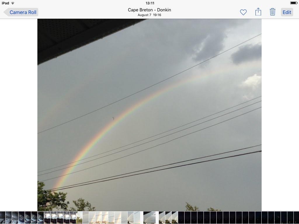 coreycomer38's tweet image. Hi,I took these like 5 years ago send to Mufon Canada classified uap,I was taking pic of 2 🌈, after reviewing pics saw this , timestamped,I edited bright one to bring out the details