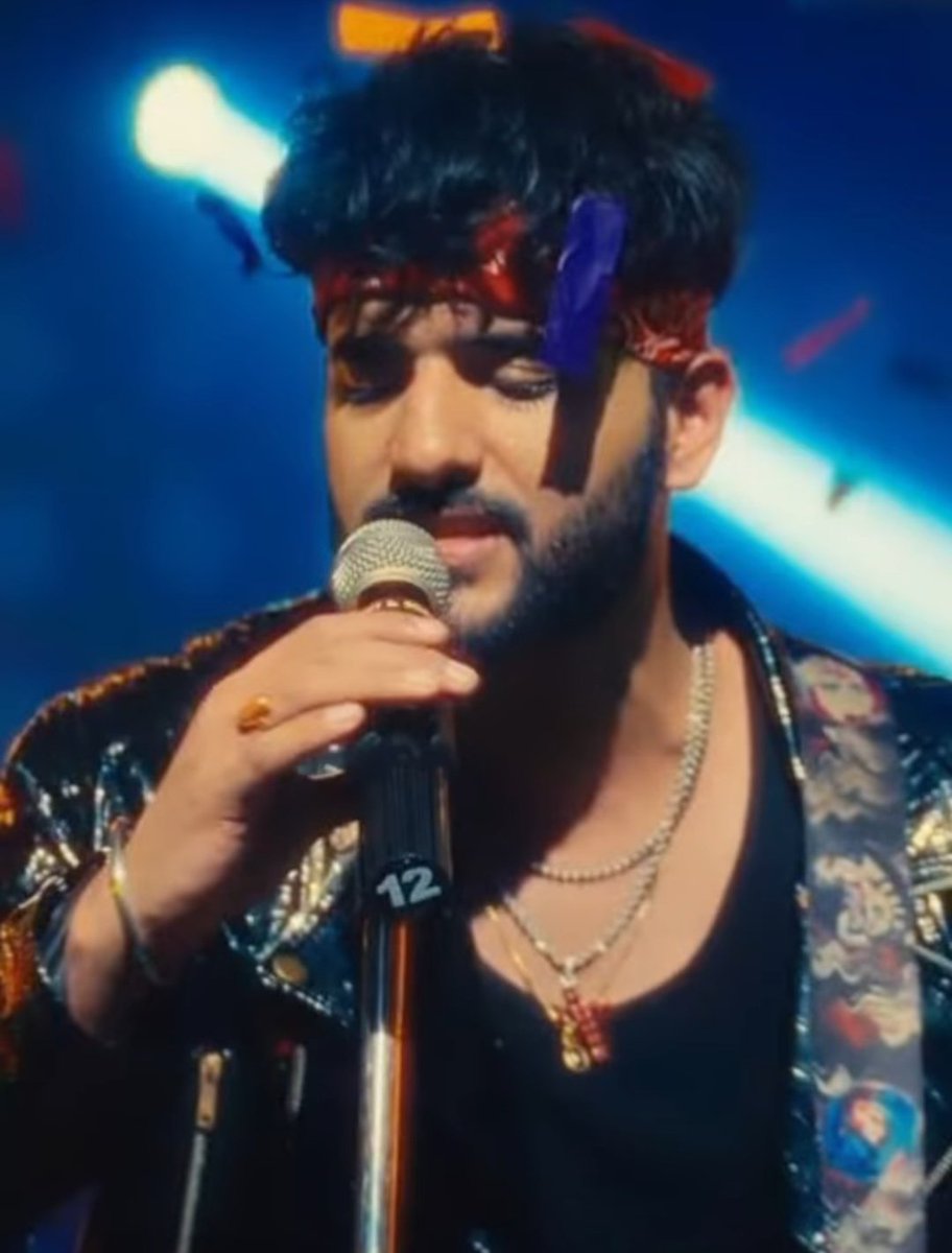 BiggbossKaTadka's tweet photo. Who is your influencer ? 

Like for #AbhishekMalhan 
RT for #ElvishYadav

#FukraInsaan #ElvishRaoSahab 
#Biggboss #BiggbossOTT 

Like.                           RT. https://t.co/gmD2cCURoV