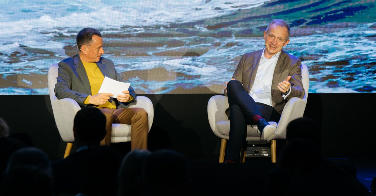 EnriqueJLores's tweet image. I loved spending time this week with our partners at the #CanalysForums2023. Great discussions about the drivers of innovation and growth across our business. Together with our channel, we have exciting opportunities ahead.
Thanks as always to @steve_brazier and the @Canalys…