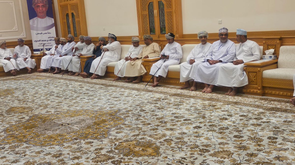 abuazzan55's tweet photo. إجتماعي مع التربويين ولاية  #صحم مساء  الإثنين السادس عشر من ربيع الأول لعام 1445 هجري الموافق الثاني من أكتوبر لعام 2023 ميلادي لسماع أطروحاتهم وآرائهم بشأن الكفاءات اللازمه للمترشح لإحداث التغيير بمساعده المواطن.
#عدالله_المحرزي_ممثل_ولاية_صحم 
#مجلس_الشورى https://t.co/IUOvX9VEXY