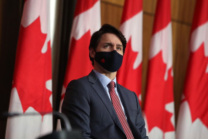dejanirasilveir's tweet photo. 🚨🚨🇨🇦 El gobierno canadiense ADMITE que el 74% de las personas triplemente vacunadas ahora tienen VAIDS 😳

‼️ DESPUÉS QUE OBLIGARON A LA POBLACIÓN A VACUNARSE ‼️
EL QUE NO SE VACUNABA NO TRABAJABA Y NO PODÍA LLEVARLE COMIDA A SUS HIJOS

En Canadá ahora están descubriendo que sus sistemas inmunológicos han resultado gravemente dañados 😳

👉https://t.co/ZXqLPf2iPT
