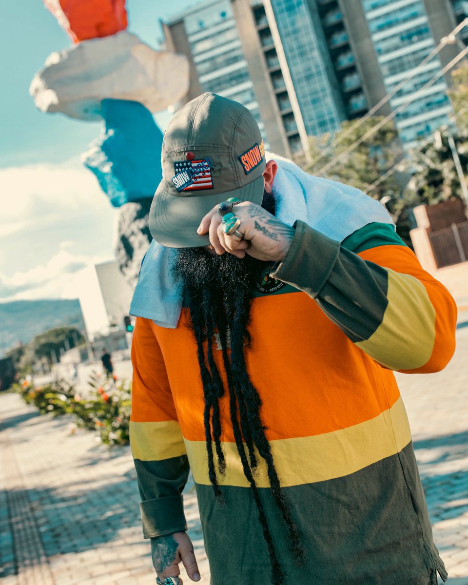 KingdomKome's tweet photo. Cook the pressure like vegetables
Put up L’s like a sectional 👆🏽
📸: @franco_imagemaker
.
.
.
#kingdomkome #flyshitonly #worldwide #miamihiphop #lolifes #hiphopculture #snowbeach #lolife #hiphop #raplatino #streetphotography #photoshoot https://t.co/CyeTrgRhM9