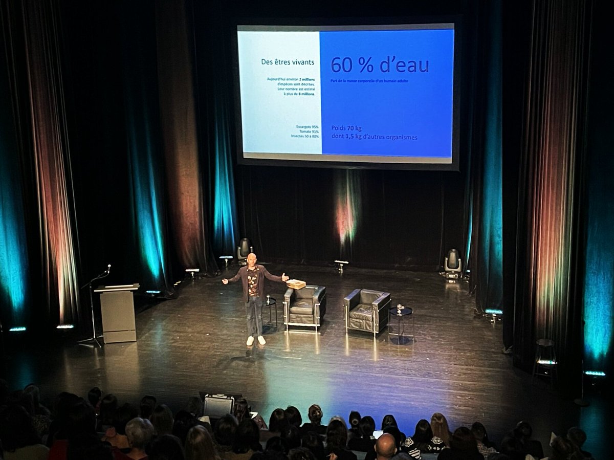 Le colloque "Musées et publics aujourd'hui - Nouvelles complicités pour demain" a débuté ce matin avec la stimulante conférence de Ludovic Maggioni et se poursuit avec des panels tout aussi inspirants. 

#SMQ2023