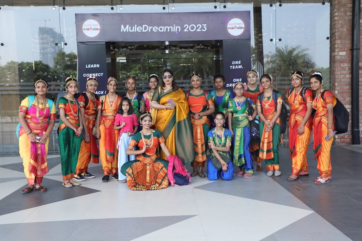 MuleSoft's tweet image. #MuleDreamin was a dream come true. This was the first-ever community-led conference organized by leaders from the #MuleSoftCommunity and the Trailblazer Community.
Thank you to our extraordinary community leaders who put together this event. Read more: muley.cc/45aOV3U