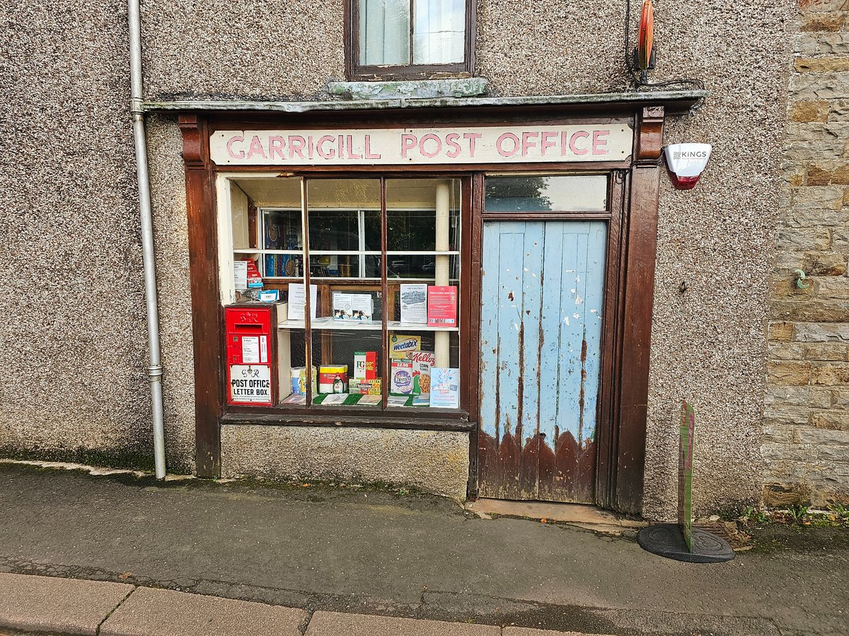 Doors of Garrigill, #Cumbria for #adoorablethursday.
The George and Dragon Pub (closed for a heritage restoration) and the post office
#SpottedonMyWalk