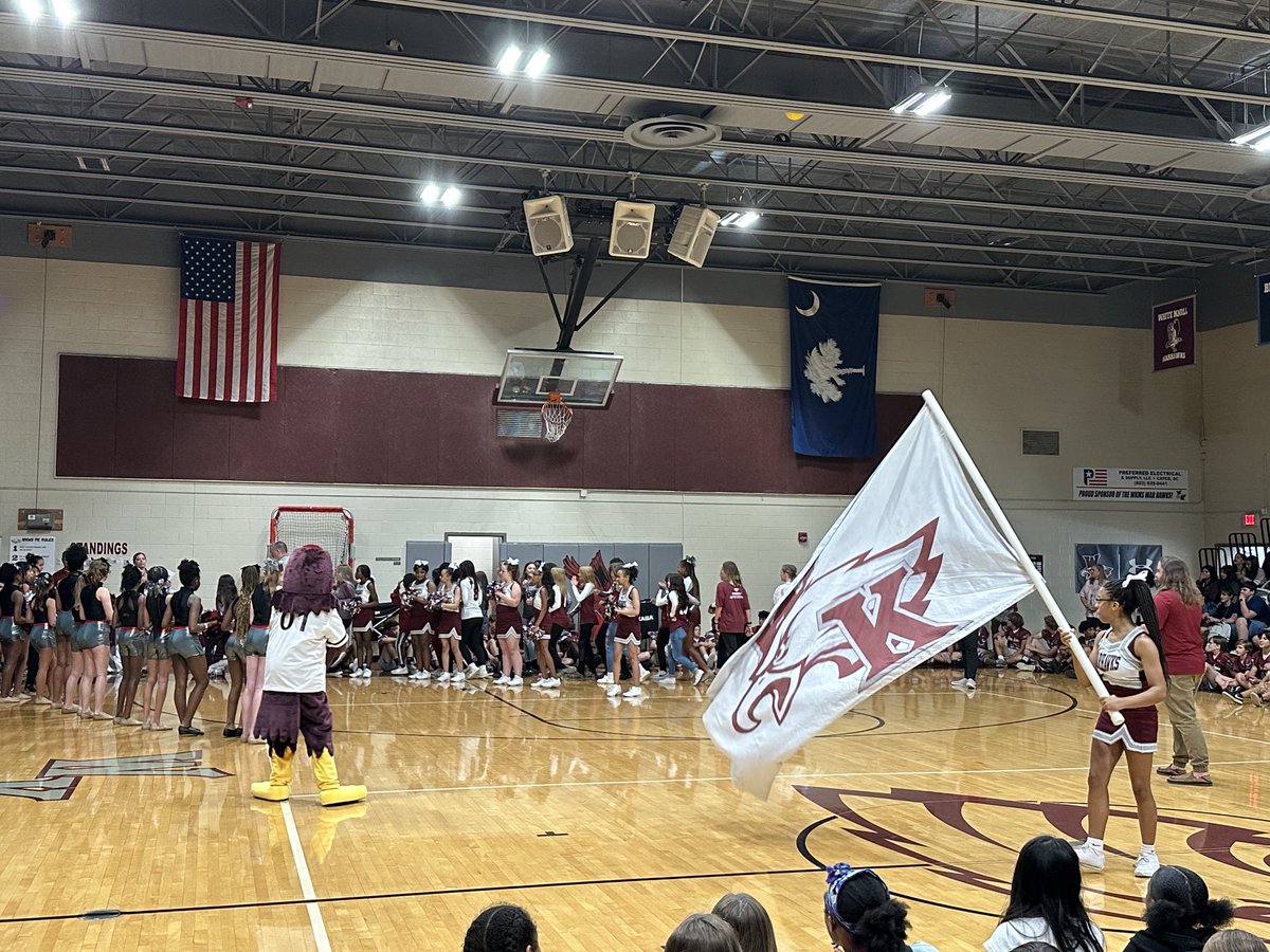 WKMSHawks's tweet photo. Celebrating our students at our first pep assembly. #wkmsproblemsolvers . https://t.co/4xxRFqJMdW