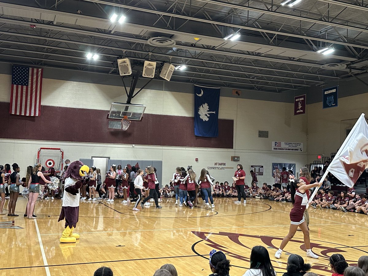 WKMSHawks's tweet photo. Celebrating our students at our first pep assembly. #wkmsproblemsolvers . https://t.co/4xxRFqJMdW