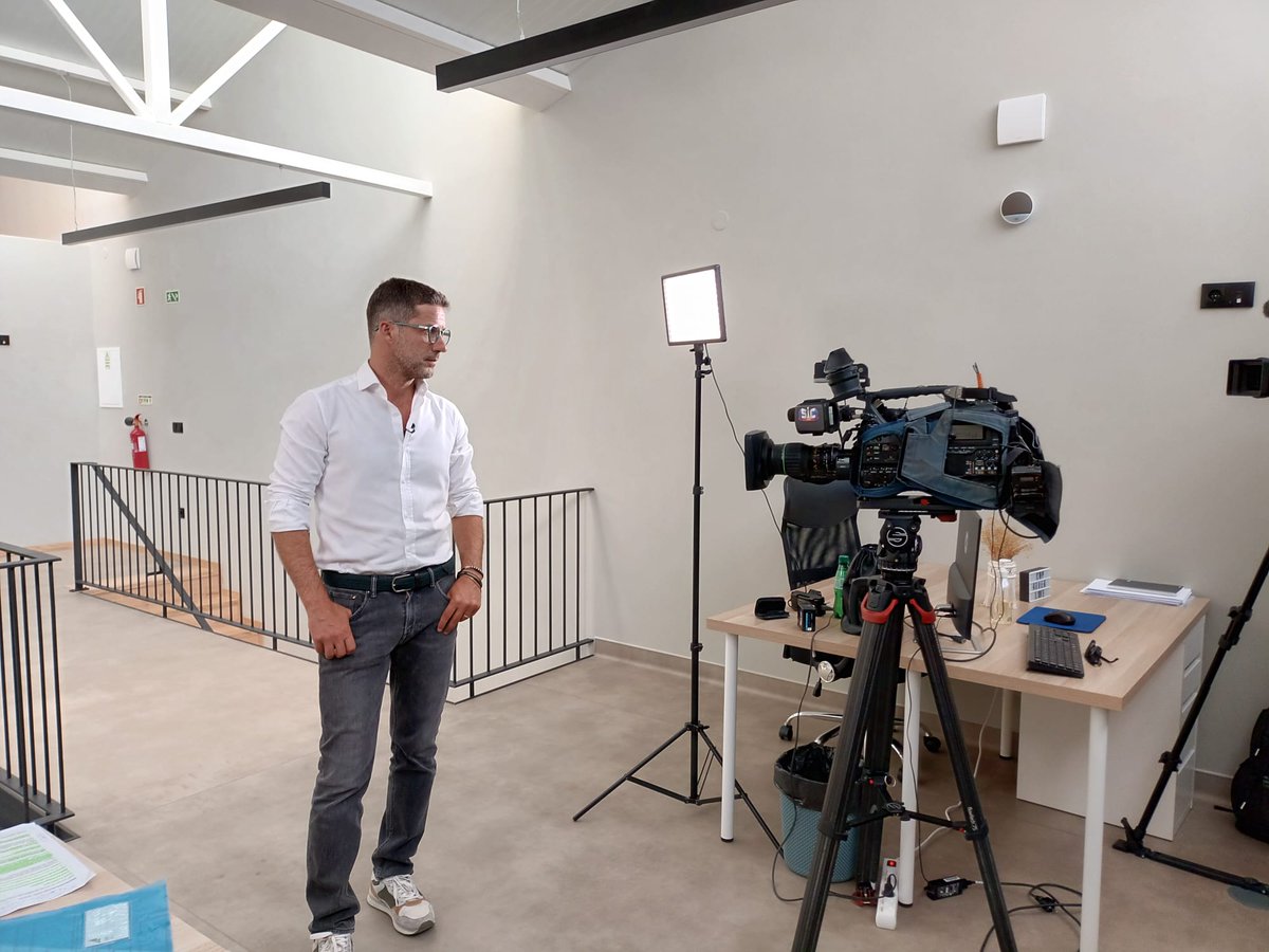 NGC_bio's tweet photo. 🎥 Get a behind-the-scenes look at the making of big report on SIC's Jornal da Noite. Stay tuned for a captivating exploration into our latest project.

#Sustainability #FashionIndustry #SustainableFashion #EnvironmentalResponsibility #Innovation https://t.co/PqbkhDFxcI