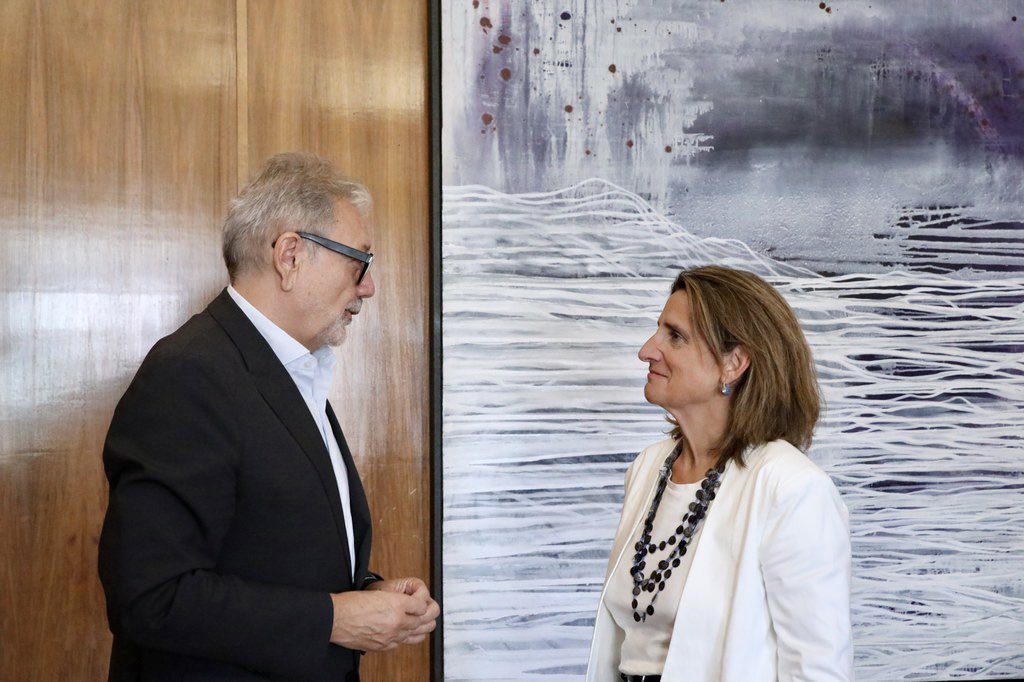 Durant la meva visita a Madrid, he traslladat a la vicepresidenta i ministra en funcions de <a href="/mitecogob/">Transición Ecológica y Reto Demográfico</a>, <a href="/Teresaribera/">Teresa Ribera</a>, la necessitat de buscar alternatives al traçat previst per la MAT i evitar, d’aquesta manera, que perjudiqui l’Horta de Lleida.

#TreballemPerLleida