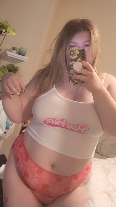 Good morning babe https://t.co/mxQKMAIhS2