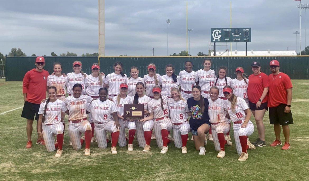 2023 5A Softball Regional Champions!!! 
Way to go Lady Titans!!!