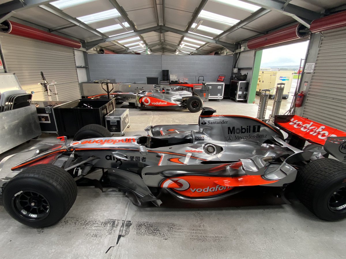 robgarofall's tweet photo. Another couple of busy days bringing these old girls back to life with the amazing @McLarenF1 Heritage team 🏎️🏎️❤️🏴󠁧󠁢󠁷󠁬󠁳󠁿@PembreyCircuit https://t.co/VZxd3CmUB0