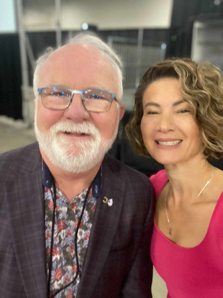 Dr. Alina (Tanasescu) Turner tweet media