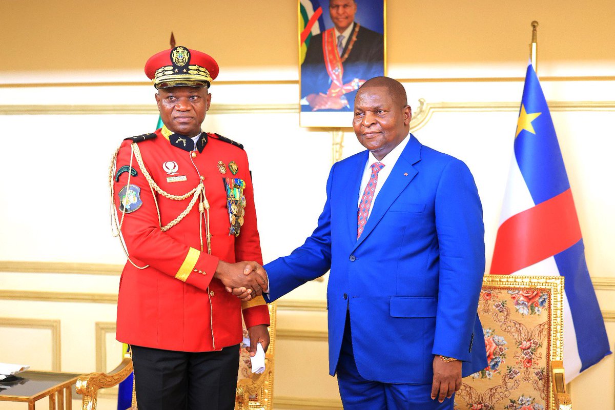 Brice Clotaire Oligui Nguema tweet media