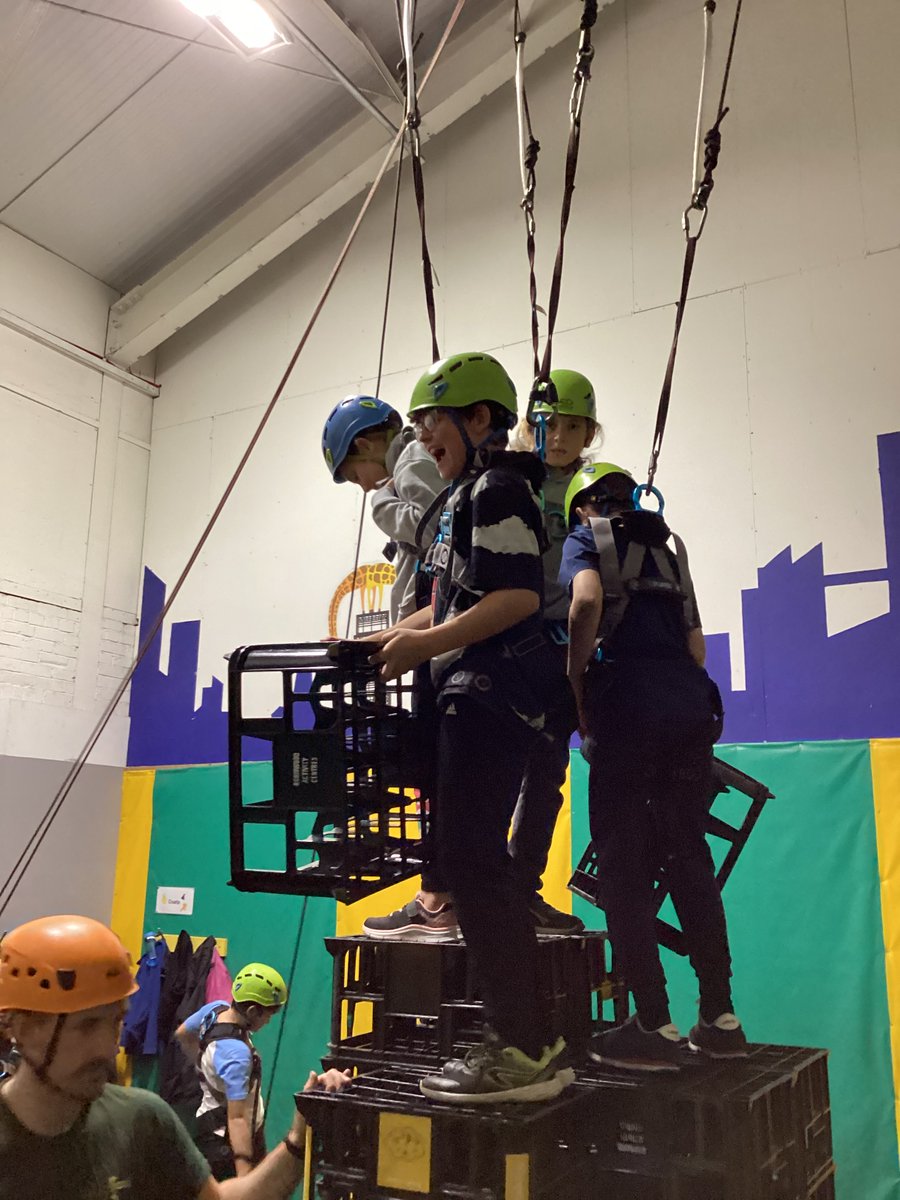 Lots of fun whilst also showing great teamwork this evening! #cratechallenge <a href="/RealRobinwood/">Robinwood Activity Centre</a>