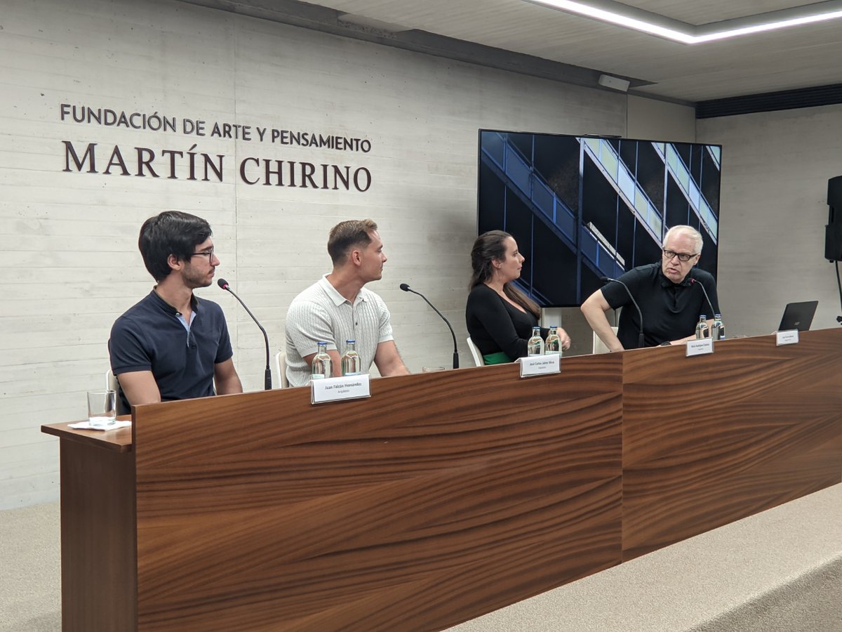 COAGranCanaria's tweet photo. #09SA | María Rodríguez Cadenas, José Carlos Jaime Mesa y Juan Falcón Hernández reflexionan sobre la obra de #MMFT a través de los objetivos de sus cámaras
Todo ello lo ponen sobre la mesa en esta conversación de la #semanadelaarquitectura2023 #COAGC #arquitectosgrancanaria https://t.co/rYikRMeJYQ