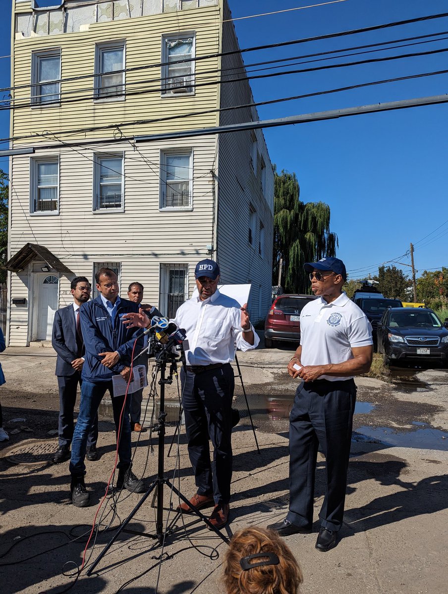 Michael Sandler tweet media