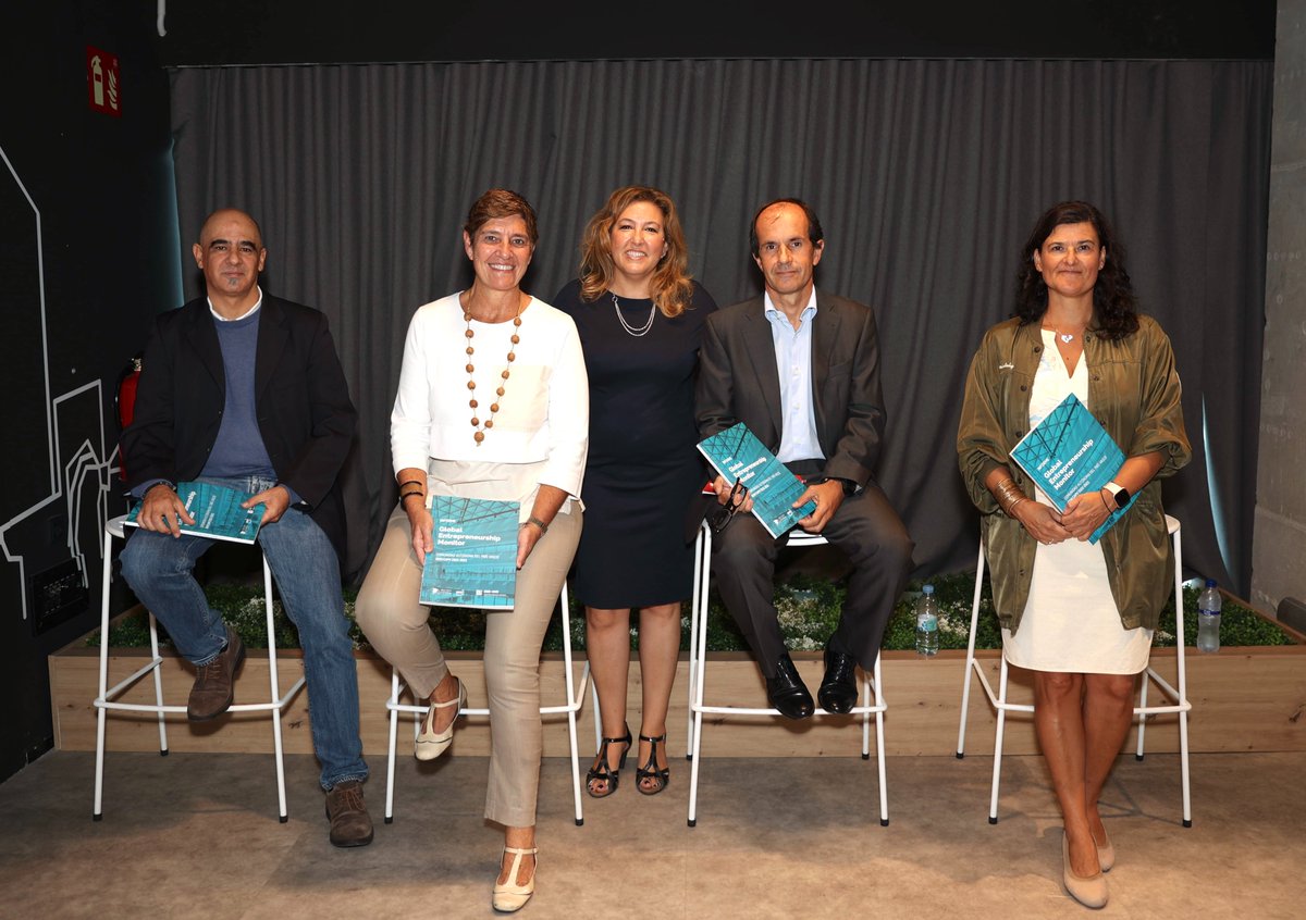 📑🚀 El informe Global Entrepreneurship Monitor del Observatorio de Emprendimiento Vasco presentado hoy certifica que Euskadi lidera un año más el ranking estatal en emprendimiento, con una valoración que supera la media UE y similar a la de EEUU.

📎 ekogarapena.eus/3PLxwcp