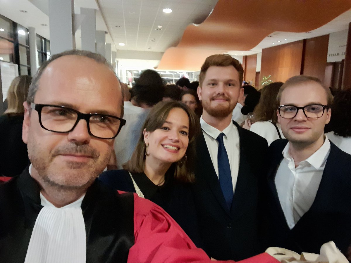 Sébastien Saunier (@sauniersebastie) on Twitter photo C'est un immense plaisir de voir le <a href="/MasterDPGUT1/">Master droit public général</a> assurer chaque année un procès fictif à la #nuitdudroit <a href="/UTCapitole/">Université Toulouse Capitole</a> @Fac_droit_tlse . Nos étudiants ont du talent ! La photo est incomplète mais un immense bravo à eux ! C'est un immense plaisir de voir le <a href="/MasterDPGUT1/">Master droit public général</a> assurer chaque année un procès fictif à la #nuitdudroit <a href="/UTCapitole/">Université Toulouse Capitole</a> @Fac_droit_tlse . Nos étudiants ont du talent ! La photo est incomplète mais un immense bravo à eux !