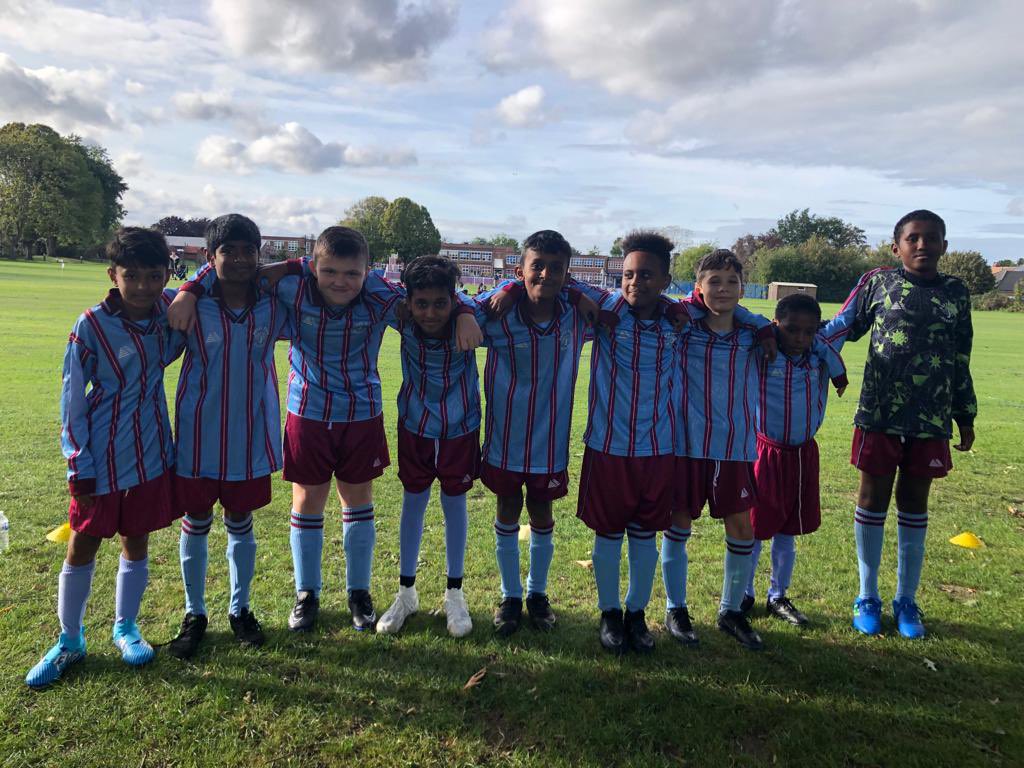 And we’re back! <a href="/hayesparkschool/">Hayes Park School</a> played Grange Park in their first ever match. The boys did a fantastic job, working as a team. The result was 2-2. Well done! #PREP <a href="/HPS_yr6/">HPS Year 6</a>